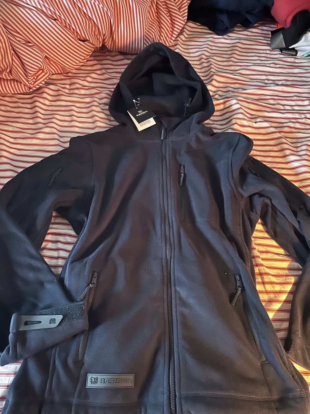 Baerskin Women's Navy Fleece Jacket with Hood - Picture 10 of 11